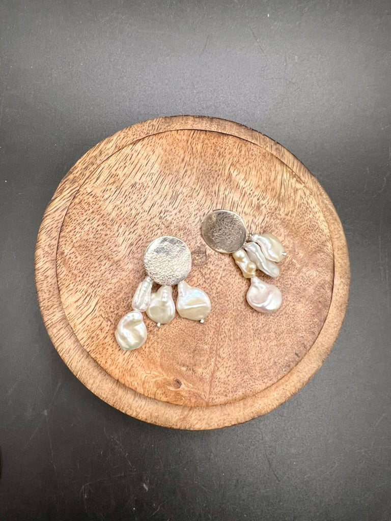 Silver and preloved pearls earrings