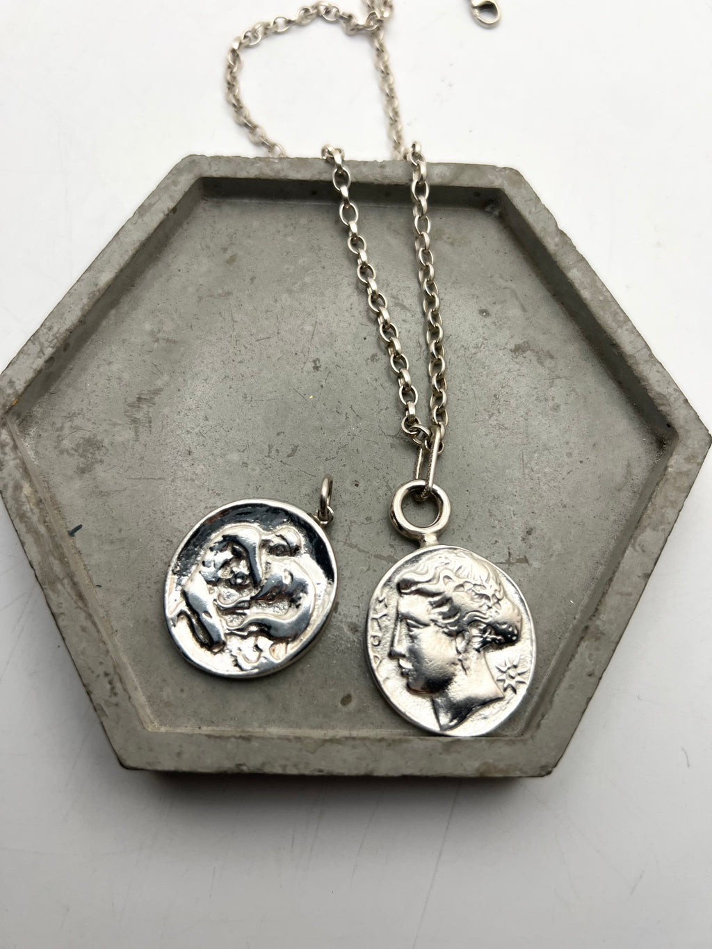 Aphrodite coin and chain