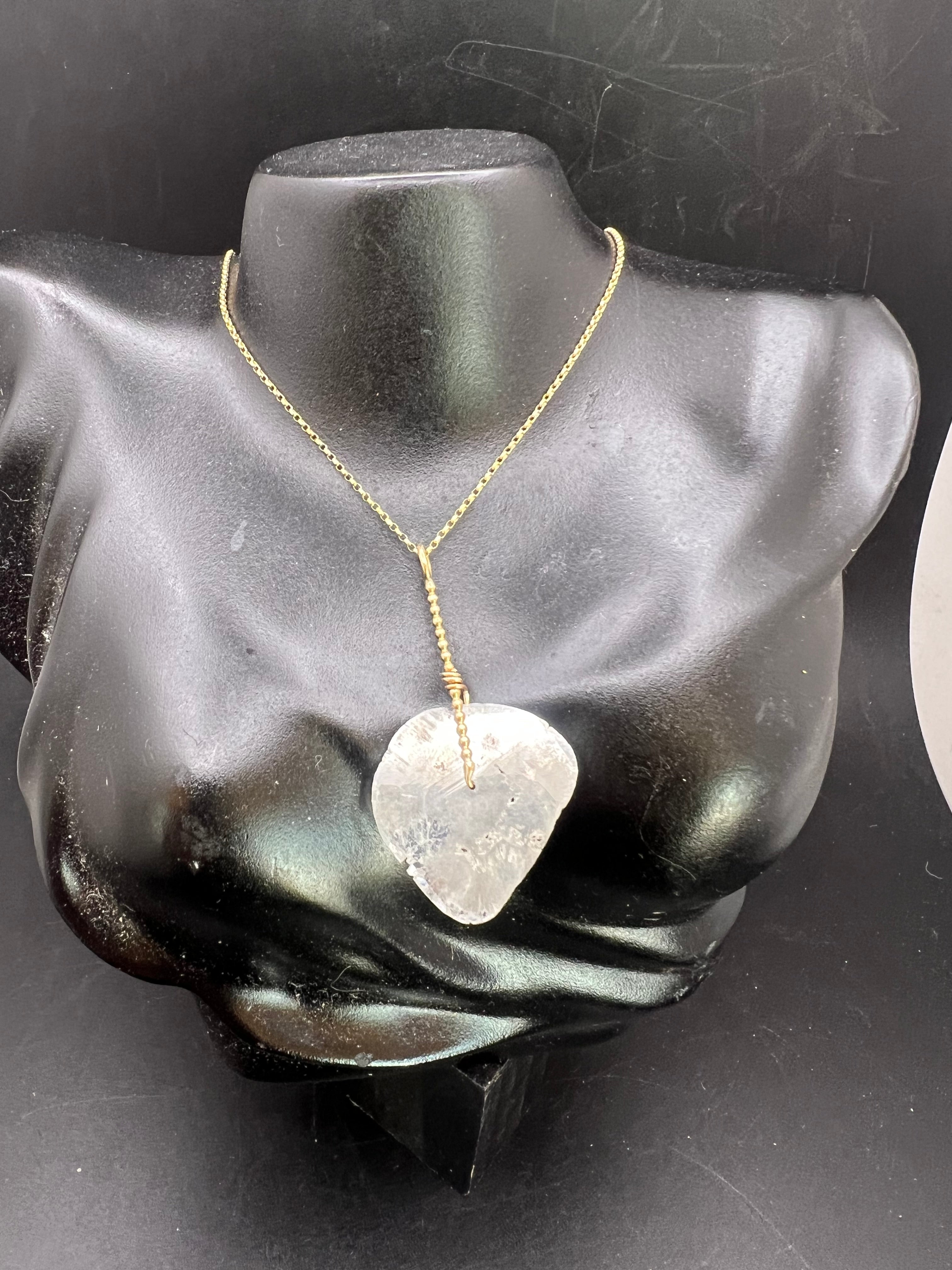 Glassy diamond slice