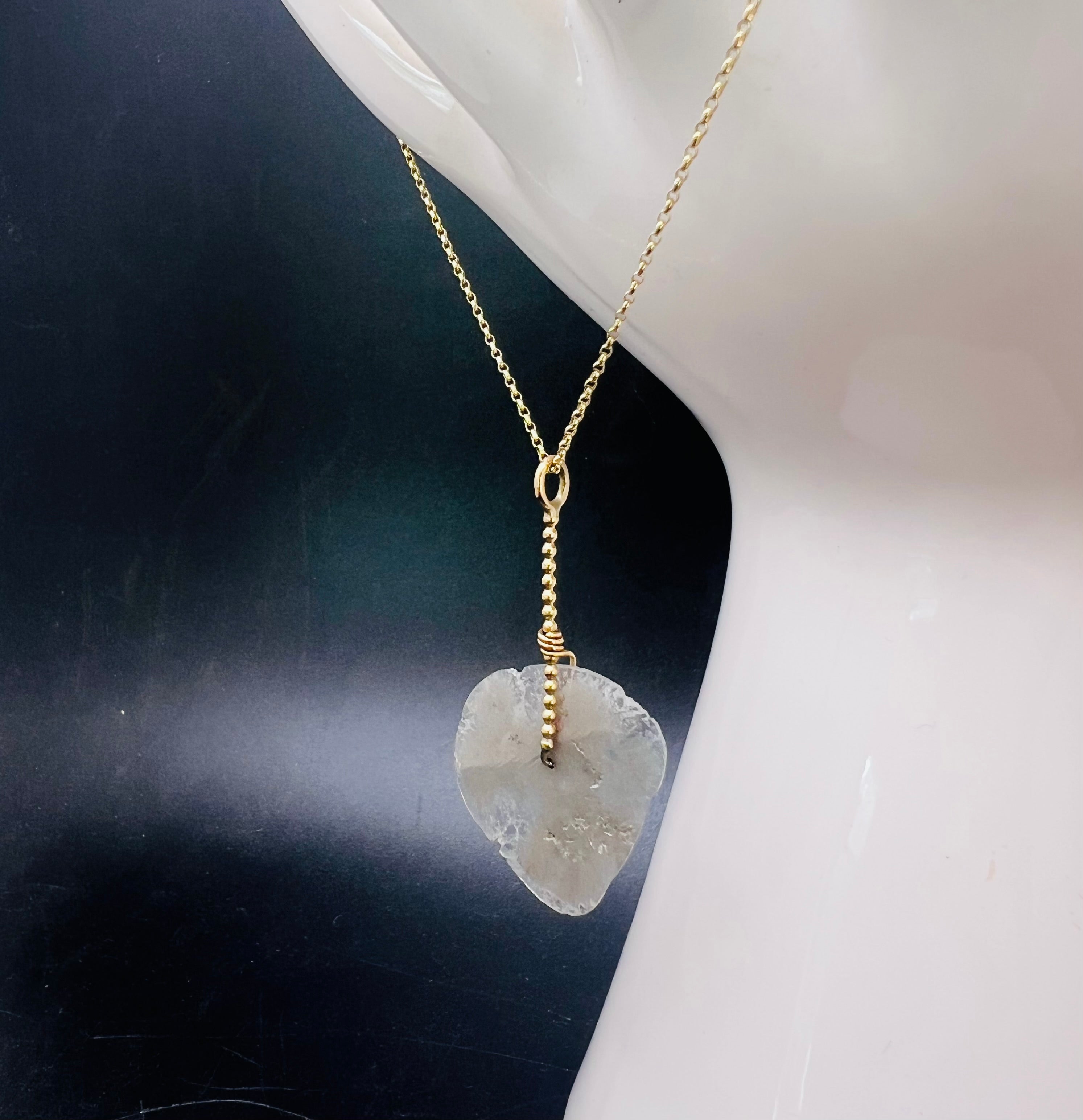 Glassy diamond slice