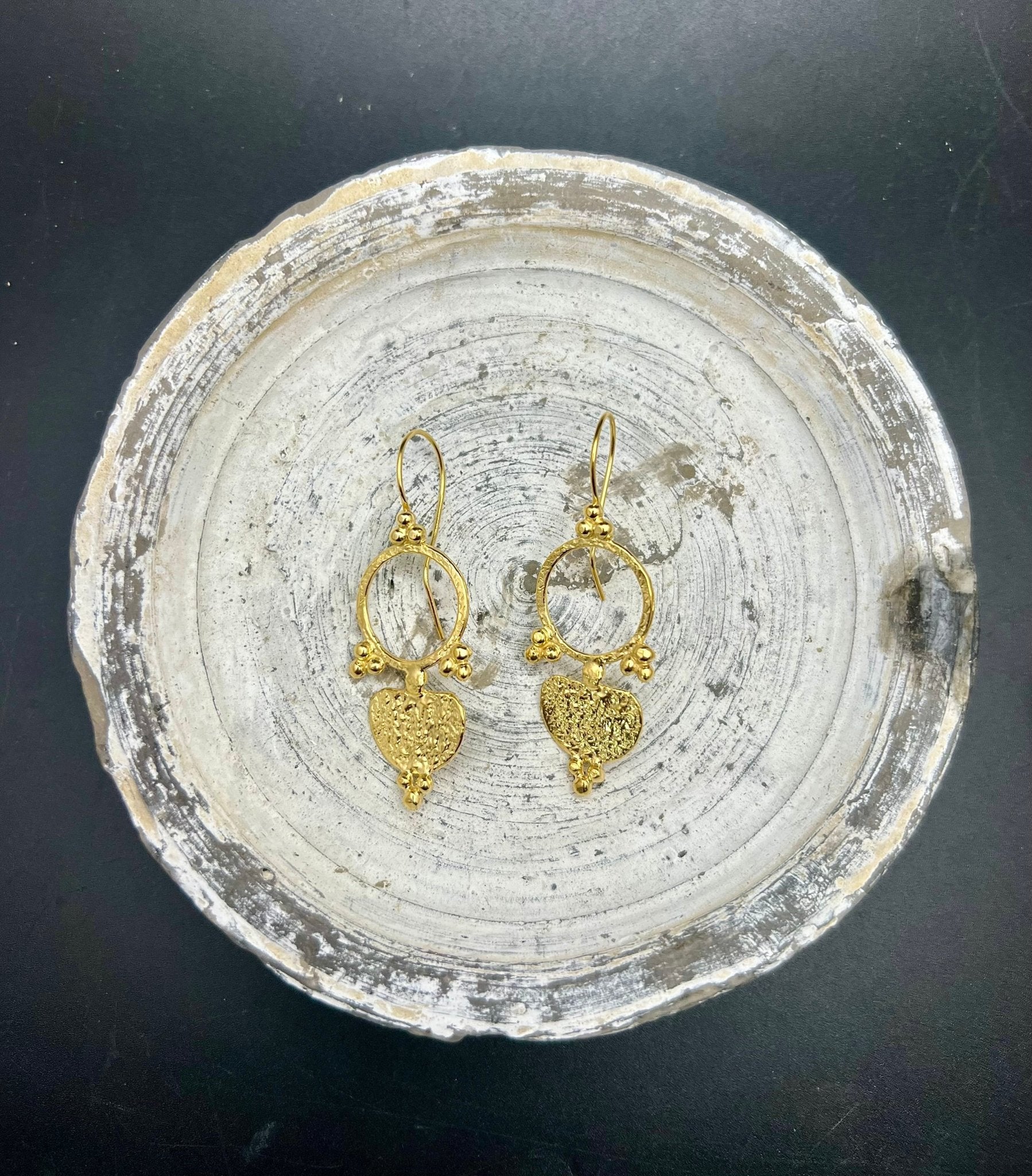 Classic Mata earrings