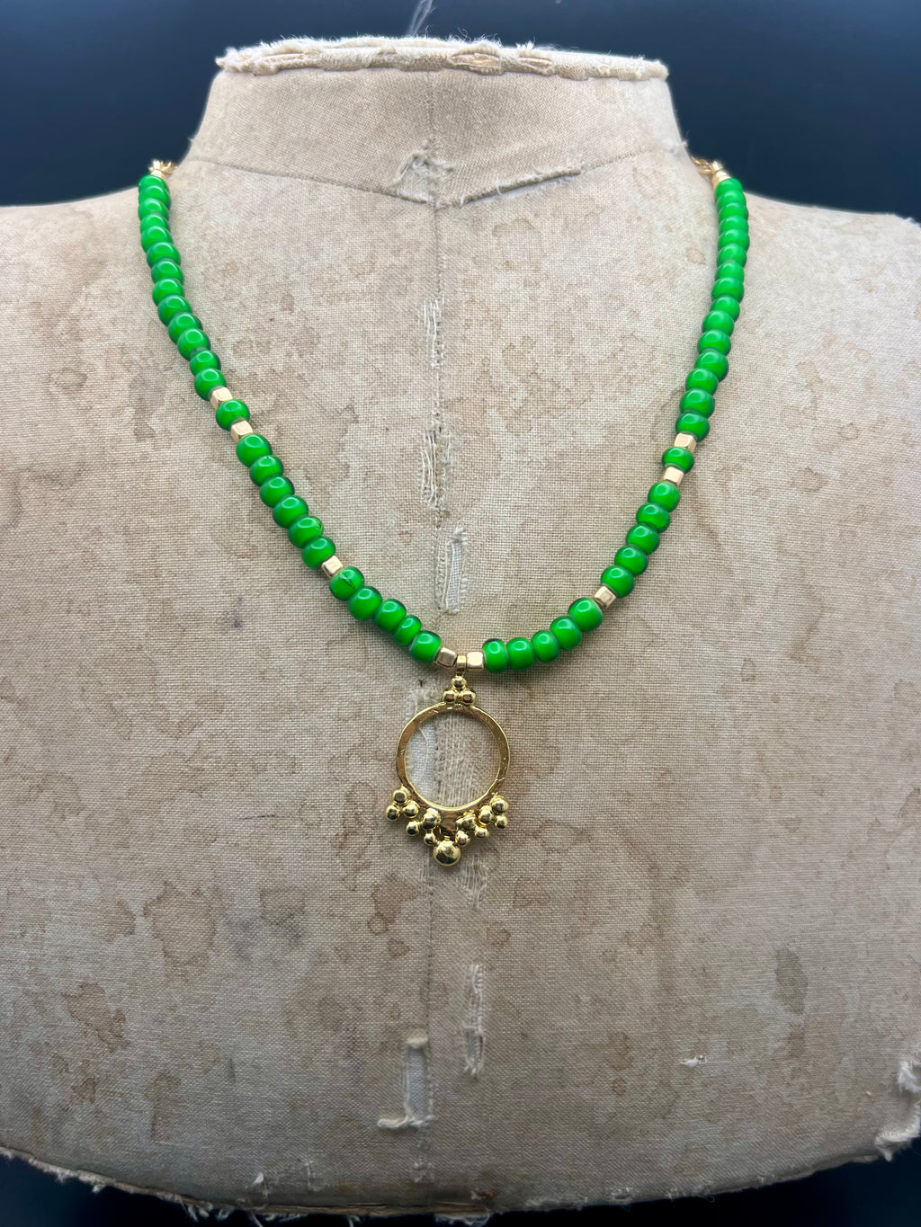 Green glass Mata necklace
