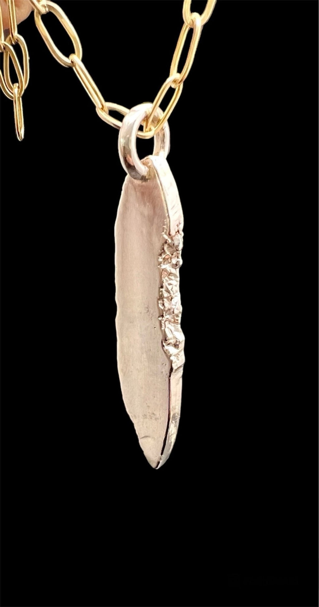 Ravine slice necklace