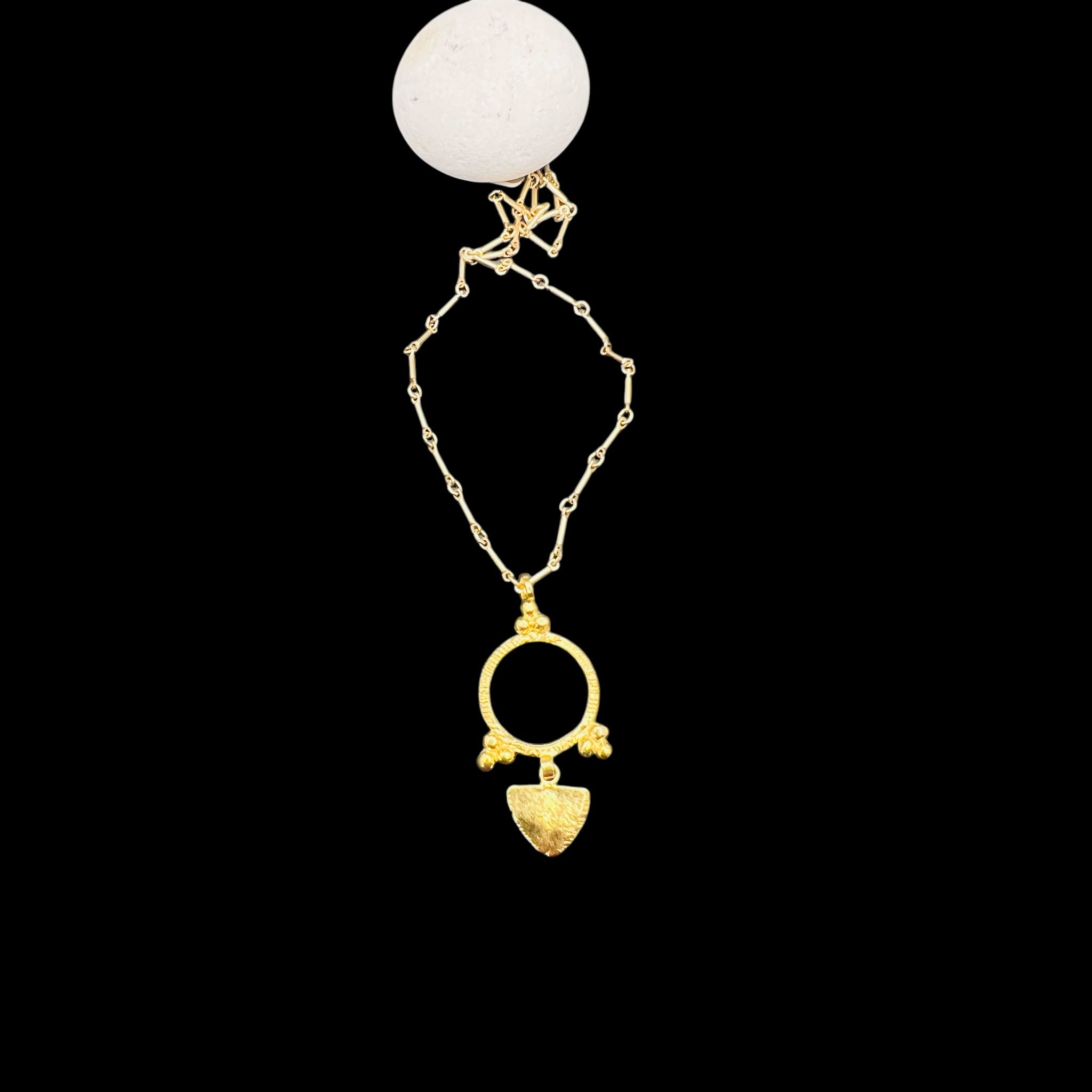 Mata Trigon necklace