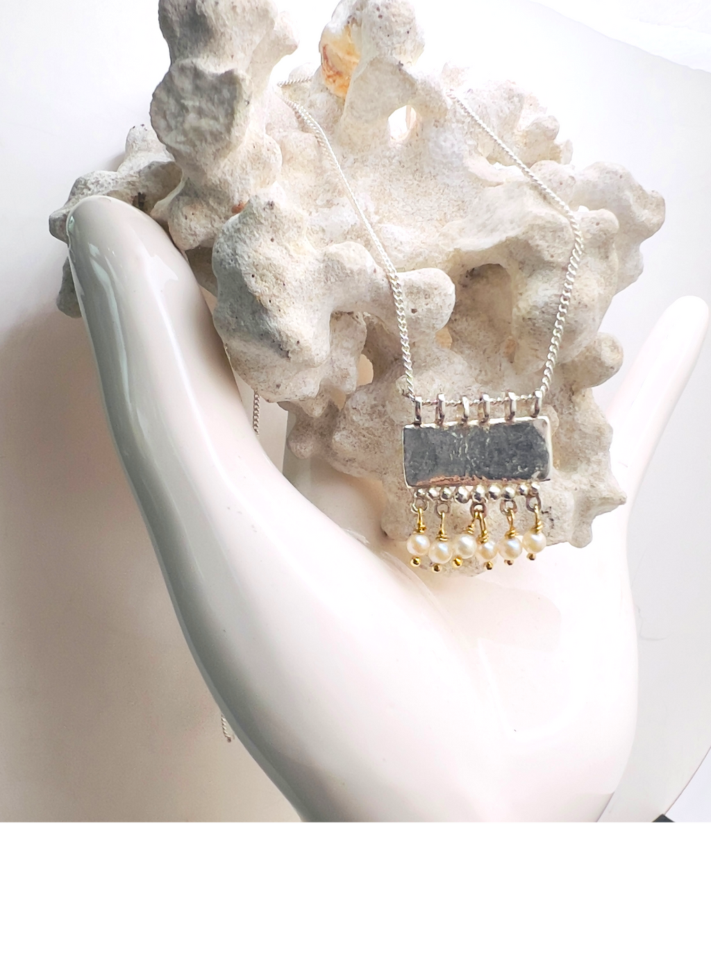 Pearl envelope necklace