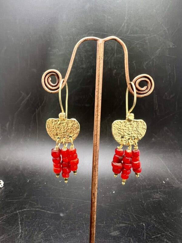 Red Mata drop earrings - Image 3