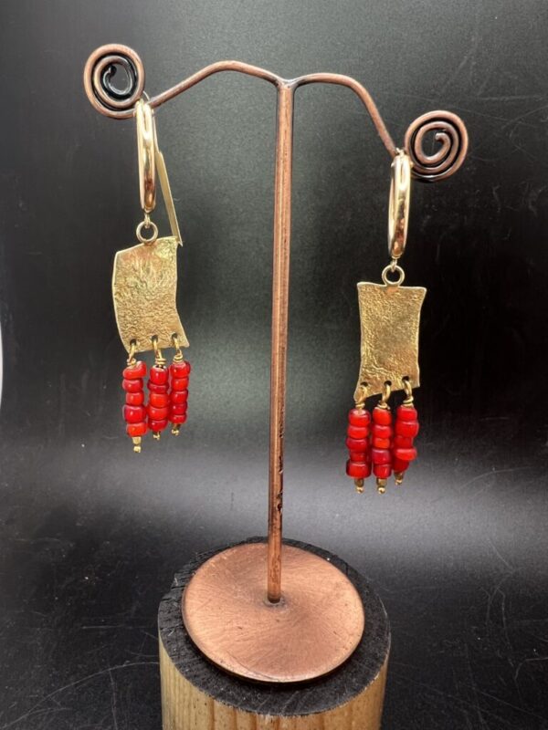 Red sail drop earrings - Image 3