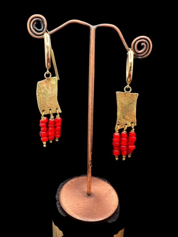 Red sail drop earrings